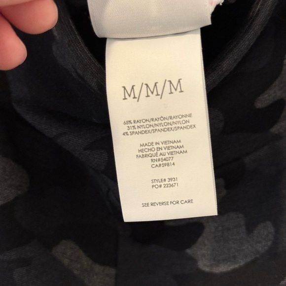 CAbi ATC Camo Leggings #3931 - Picture 8 of 8